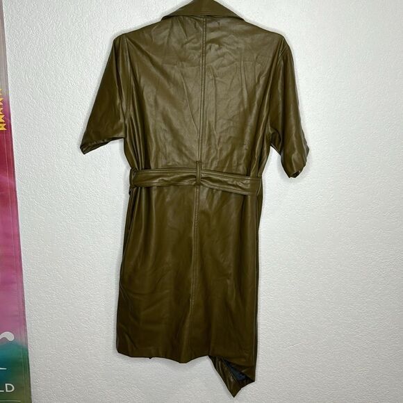 NWT The Frankie Shop Zoeyy Faux Leather Wrap Green XS - Picture 8 of 15